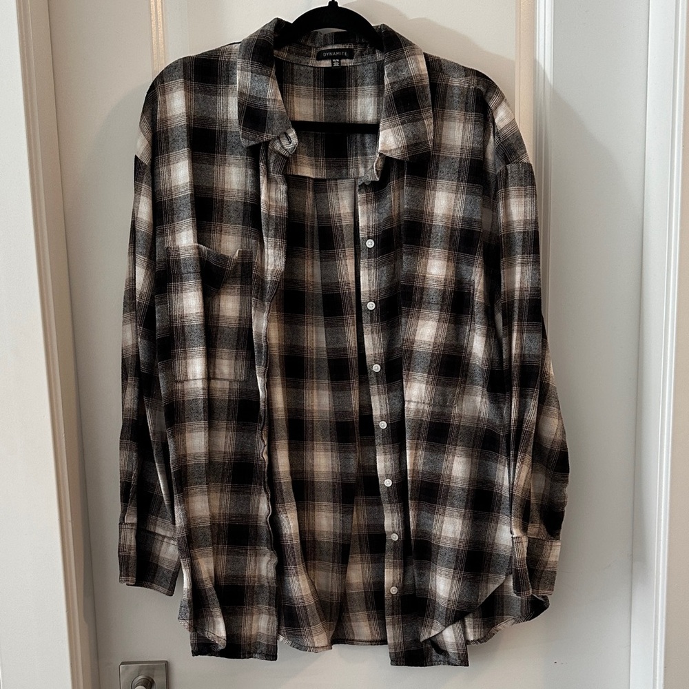 Dynamite Checkered Shirt in Black and White